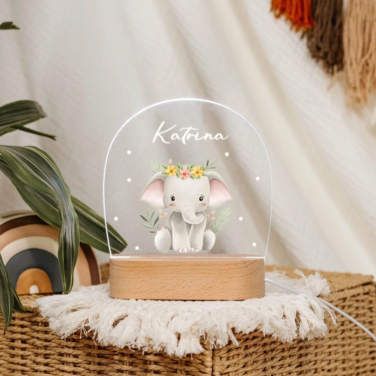 Bloomy Elephant Lamp