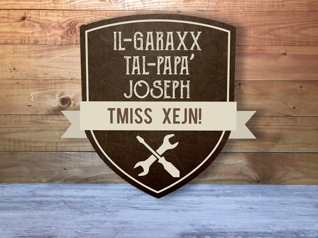 Garaxx Plaque